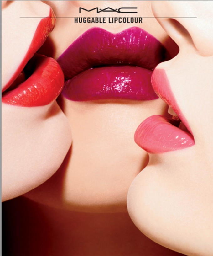 HuggableLipcolour-Lipstick-00